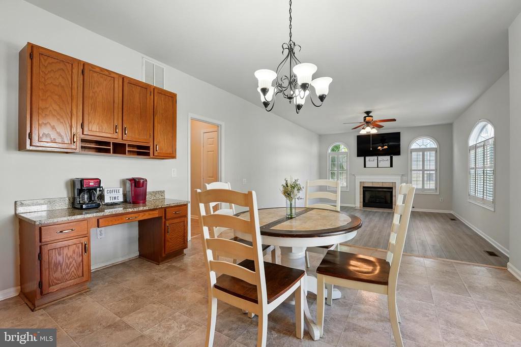 11209 SPRING MEADOW BLVD, FREDERICKSBURG, Virginia 22407, 4 Bedrooms Bedrooms, ,3 BathroomsBathrooms,Residential,11209 SPRING MEADOW BLVD,VASP2032680 MLS # VASP2032680