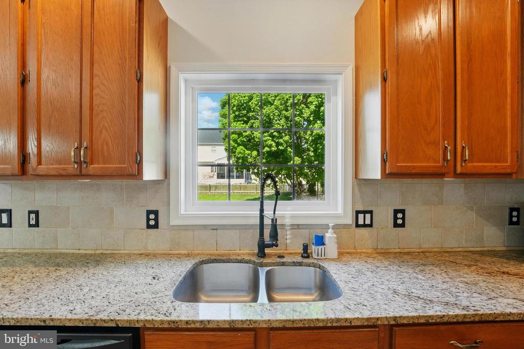 11209 SPRING MEADOW BLVD, FREDERICKSBURG, Virginia 22407, 4 Bedrooms Bedrooms, ,3 BathroomsBathrooms,Residential,11209 SPRING MEADOW BLVD,VASP2032680 MLS # VASP2032680
