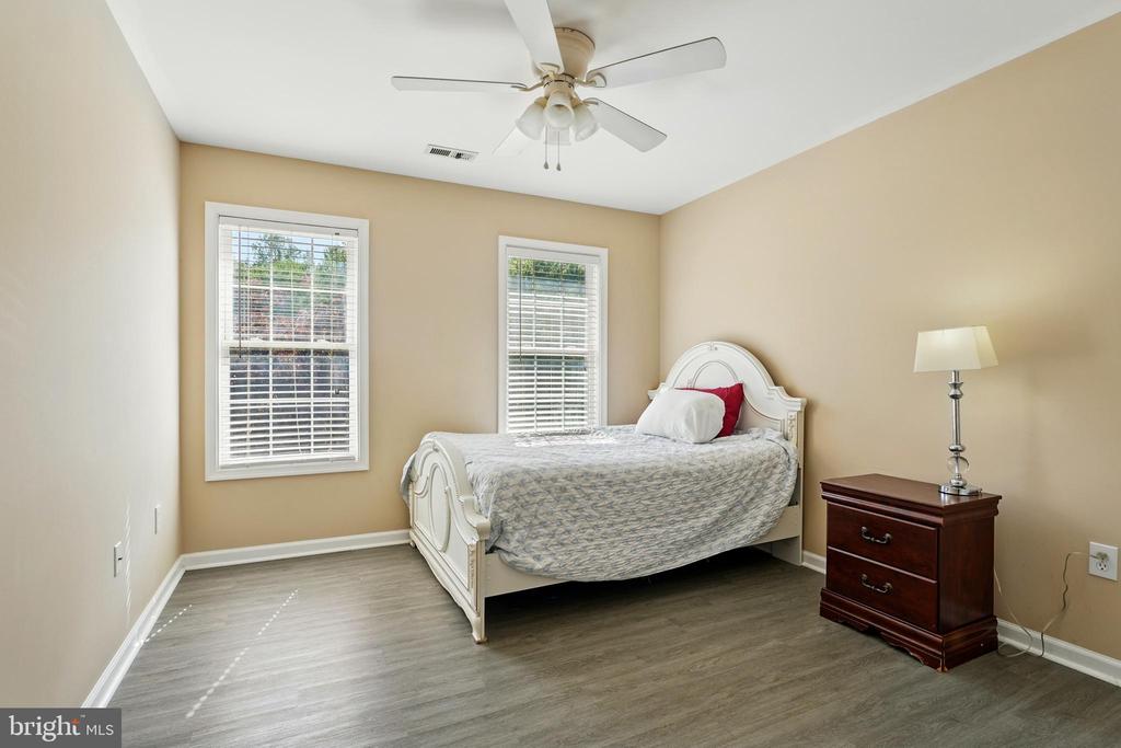 11209 SPRING MEADOW BLVD, FREDERICKSBURG, Virginia 22407, 4 Bedrooms Bedrooms, ,3 BathroomsBathrooms,Residential,11209 SPRING MEADOW BLVD,VASP2032680 MLS # VASP2032680