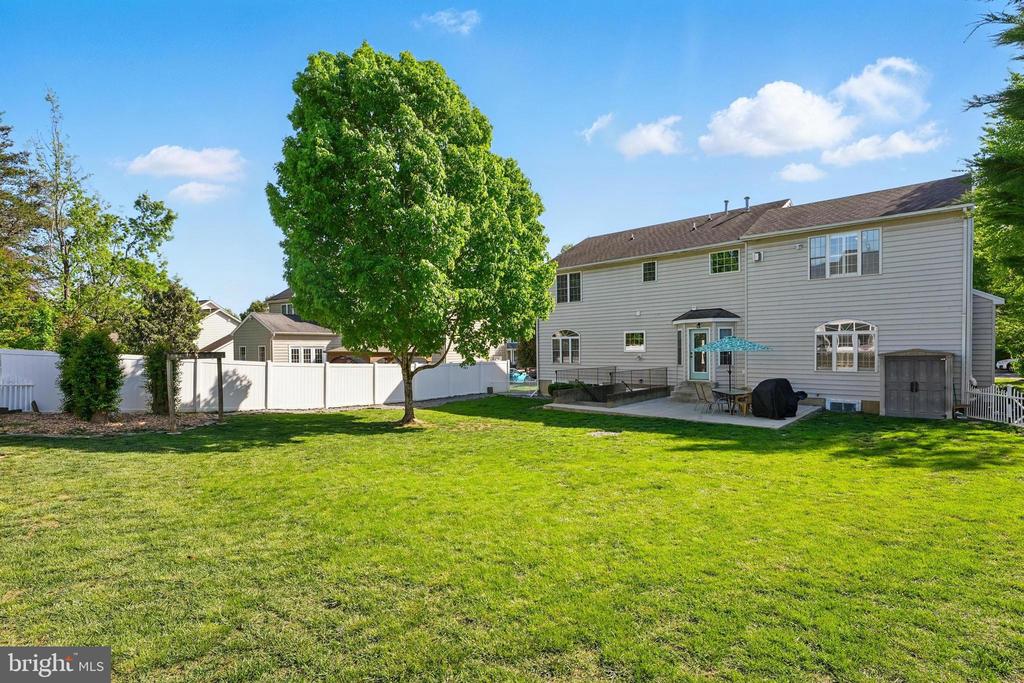 11209 SPRING MEADOW BLVD, FREDERICKSBURG, Virginia 22407, 4 Bedrooms Bedrooms, ,3 BathroomsBathrooms,Residential,11209 SPRING MEADOW BLVD,VASP2032680 MLS # VASP2032680