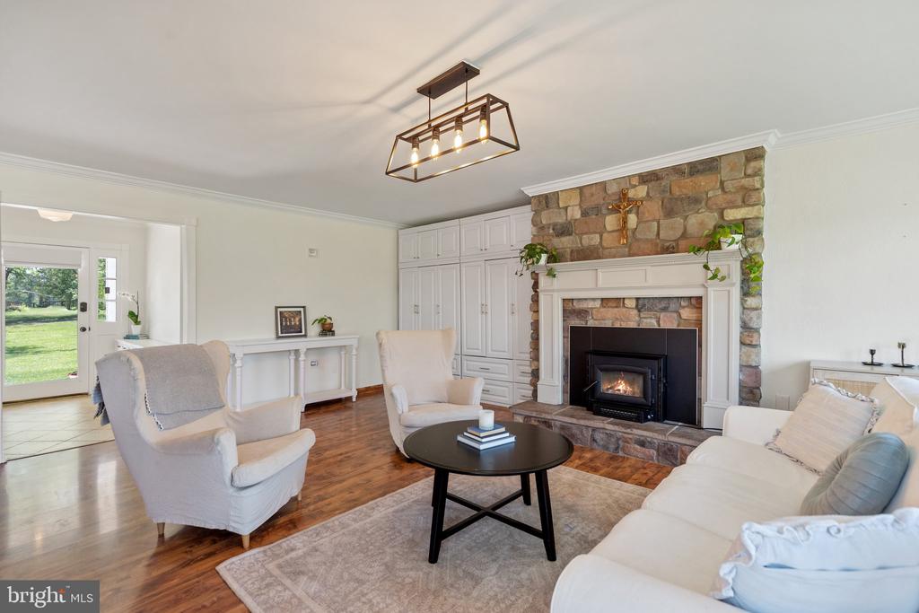 7552 PILCHER ST, WARRENTON, Virginia 20186, 3 Bedrooms Bedrooms, ,2 BathroomsBathrooms,Residential,7552 PILCHER ST,VAFQ2016440 MLS # VAFQ2016440