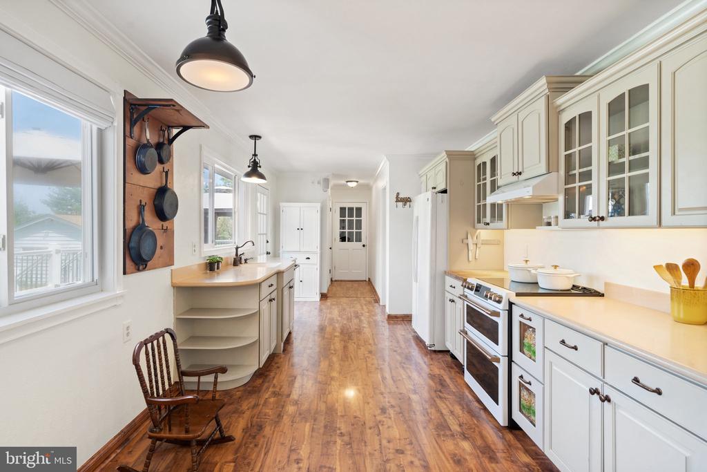 7552 PILCHER ST, WARRENTON, Virginia 20186, 3 Bedrooms Bedrooms, ,2 BathroomsBathrooms,Residential,7552 PILCHER ST,VAFQ2016440 MLS # VAFQ2016440