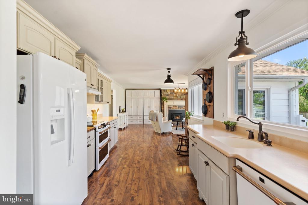 7552 PILCHER ST, WARRENTON, Virginia 20186, 3 Bedrooms Bedrooms, ,2 BathroomsBathrooms,Residential,7552 PILCHER ST,VAFQ2016440 MLS # VAFQ2016440