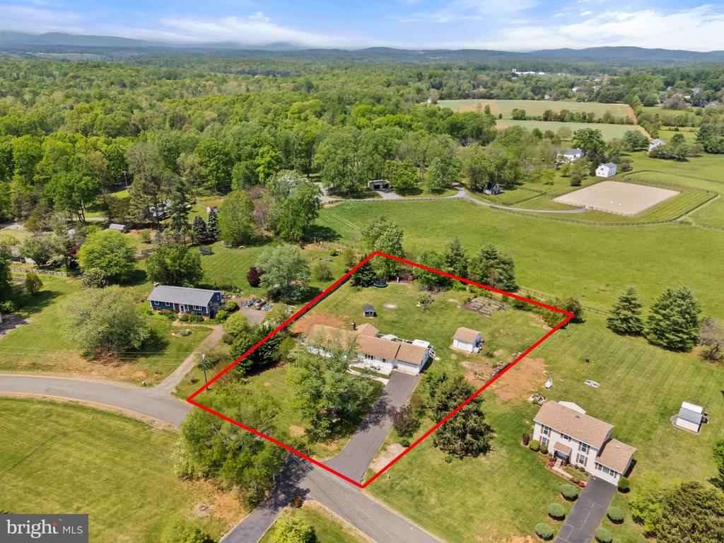7552 PILCHER ST, WARRENTON, Virginia 20186, 3 Bedrooms Bedrooms, ,2 BathroomsBathrooms,Residential,7552 PILCHER ST,VAFQ2016440 MLS # VAFQ2016440