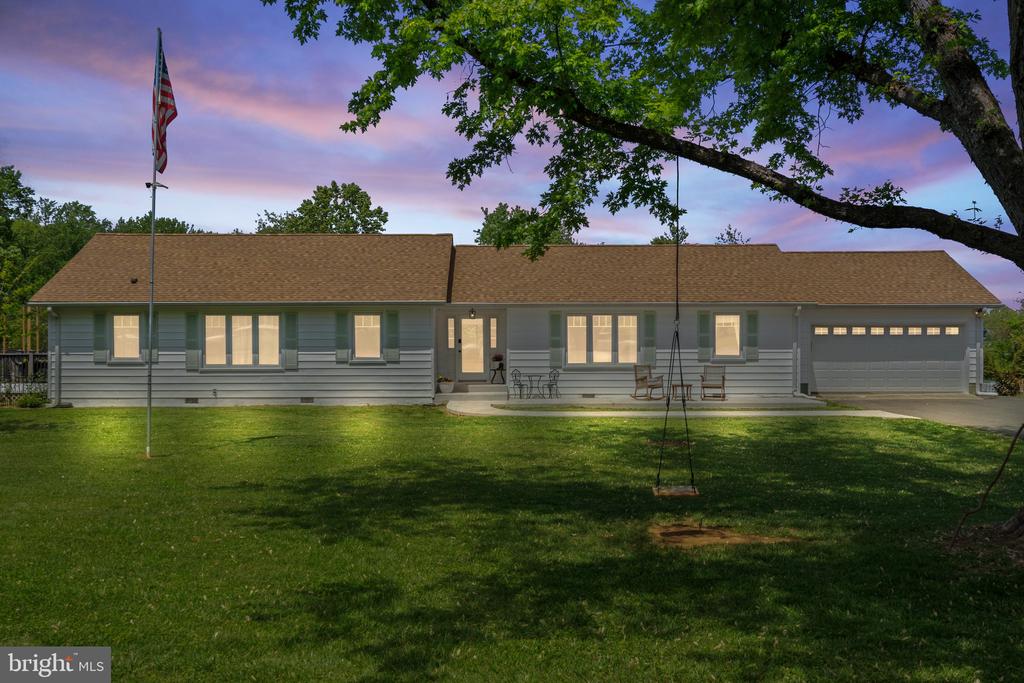 7552 PILCHER ST, WARRENTON, Virginia 20186, 3 Bedrooms Bedrooms, ,2 BathroomsBathrooms,Residential,7552 PILCHER ST,VAFQ2016440 MLS # VAFQ2016440