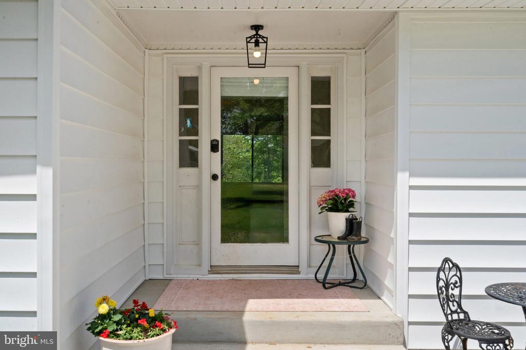 7552 PILCHER ST, WARRENTON, Virginia 20186, 3 Bedrooms Bedrooms, ,2 BathroomsBathrooms,Residential,7552 PILCHER ST,VAFQ2016440 MLS # VAFQ2016440
