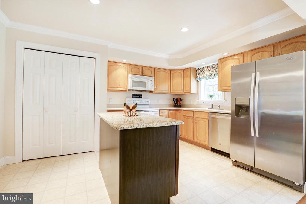 311 PALOMINO DR, LOUISA, Virginia 23093, 3 Bedrooms Bedrooms, ,2 BathroomsBathrooms,Residential,311 PALOMINO DR,VALA2007756 MLS # VALA2007756