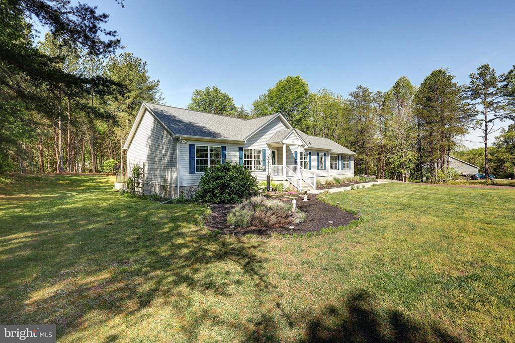 311 PALOMINO DR, LOUISA, Virginia 23093, 3 Bedrooms Bedrooms, ,2 BathroomsBathrooms,Residential,311 PALOMINO DR,VALA2007756 MLS # VALA2007756