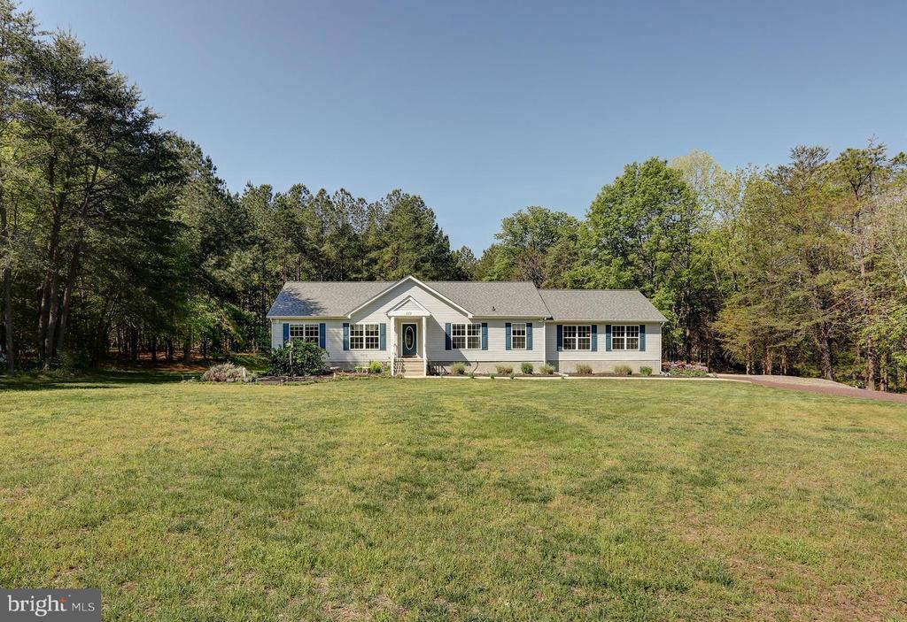 311 PALOMINO DR, LOUISA, Virginia 23093, 3 Bedrooms Bedrooms, ,2 BathroomsBathrooms,Residential,311 PALOMINO DR,VALA2007756 MLS # VALA2007756