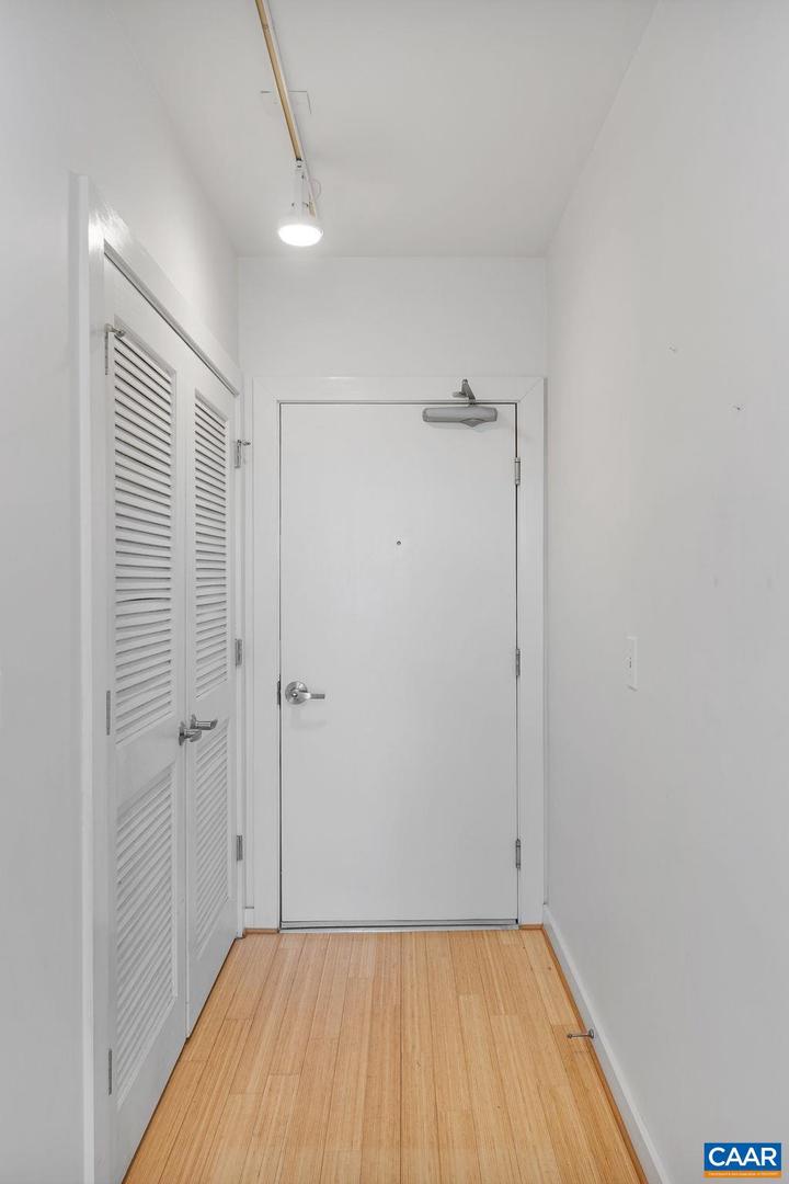 820 EAST HIGH ST #8, CHARLOTTESVILLE, Virginia 22902, 1 Bedroom Bedrooms, ,1 BathroomBathrooms,Residential,For sale,820 EAST HIGH ST #8,663439 MLS # 663439
