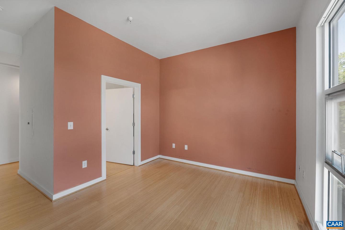 820 EAST HIGH ST #8, CHARLOTTESVILLE, Virginia 22902, 1 Bedroom Bedrooms, ,1 BathroomBathrooms,Residential,For sale,820 EAST HIGH ST #8,663439 MLS # 663439