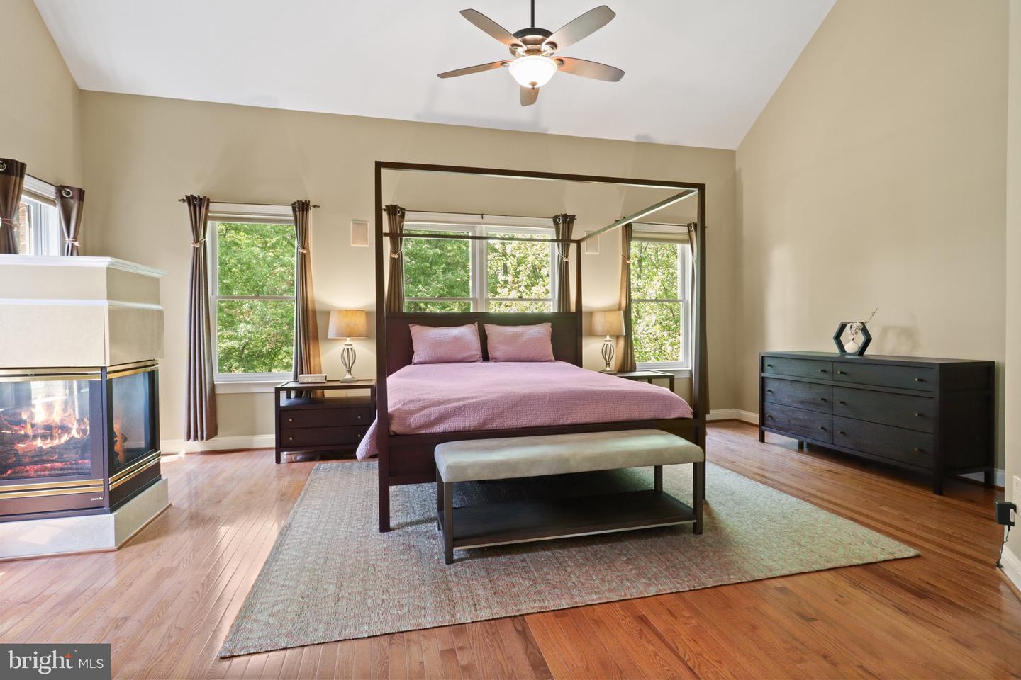2331 N VAN BUREN CT, ARLINGTON, Virginia 22205, 3 Bedrooms Bedrooms, ,3 BathroomsBathrooms,Residential,For sale,2331 N VAN BUREN CT,VAAR2056282 MLS # VAAR2056282