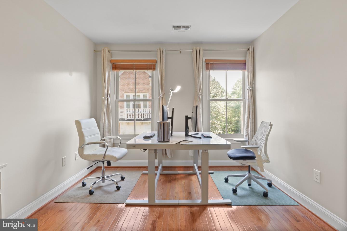 2331 N VAN BUREN CT, ARLINGTON, Virginia 22205, 3 Bedrooms Bedrooms, ,3 BathroomsBathrooms,Residential,For sale,2331 N VAN BUREN CT,VAAR2056282 MLS # VAAR2056282