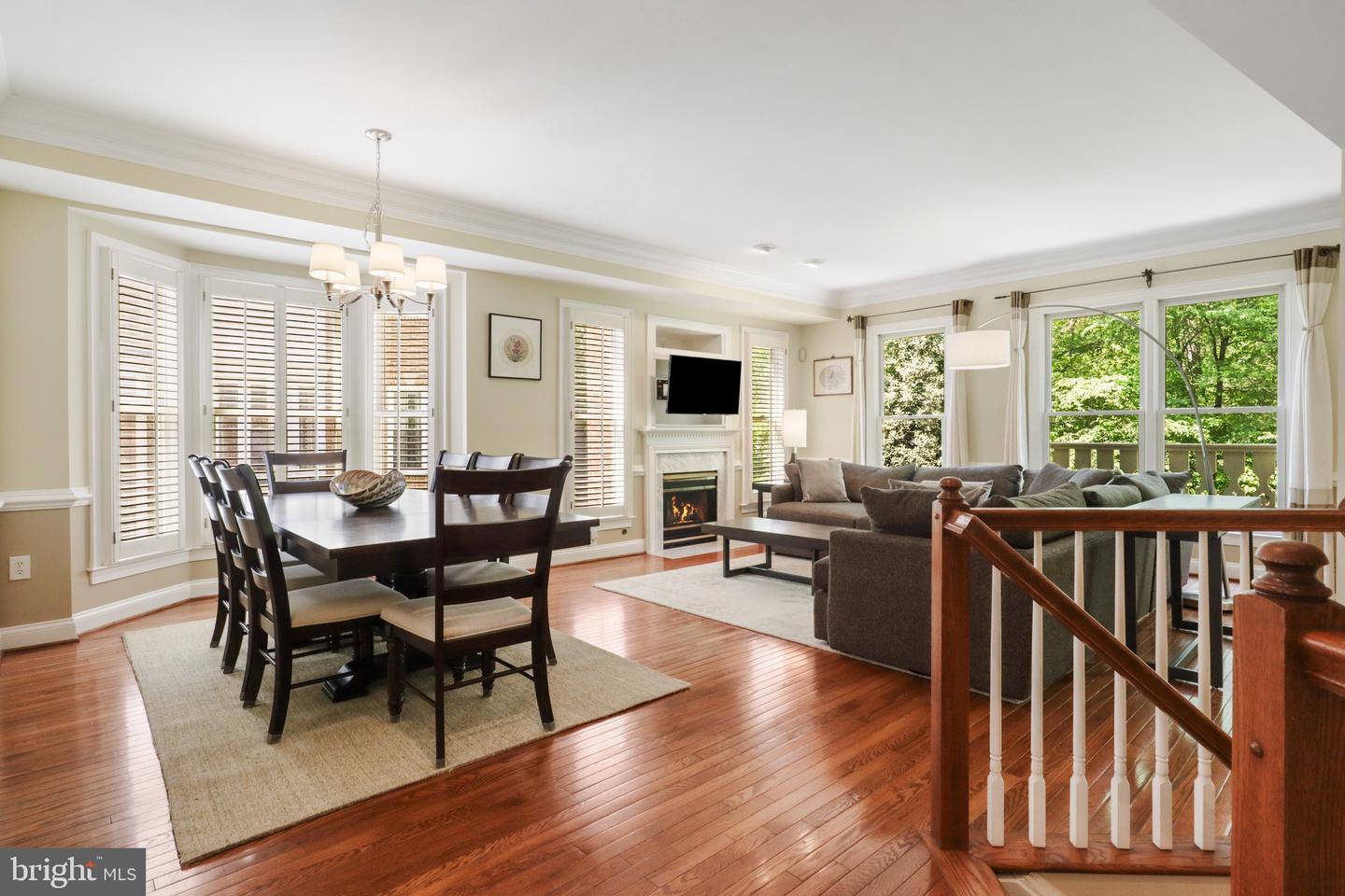 2331 N VAN BUREN CT, ARLINGTON, Virginia 22205, 3 Bedrooms Bedrooms, ,3 BathroomsBathrooms,Residential,For sale,2331 N VAN BUREN CT,VAAR2056282 MLS # VAAR2056282