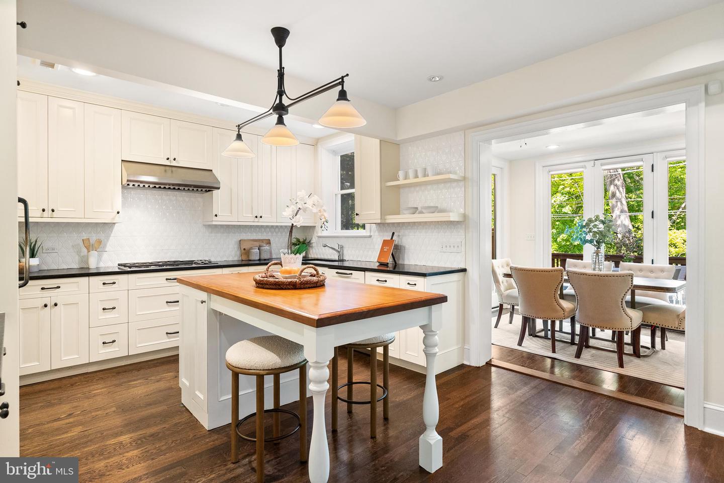 1533 44TH ST NW, WASHINGTON, District Of Columbia 20007, 4 Bedrooms Bedrooms, ,3 BathroomsBathrooms,Residential,For sale,1533 44TH ST NW,DCDC2196494 MLS # DCDC2196494