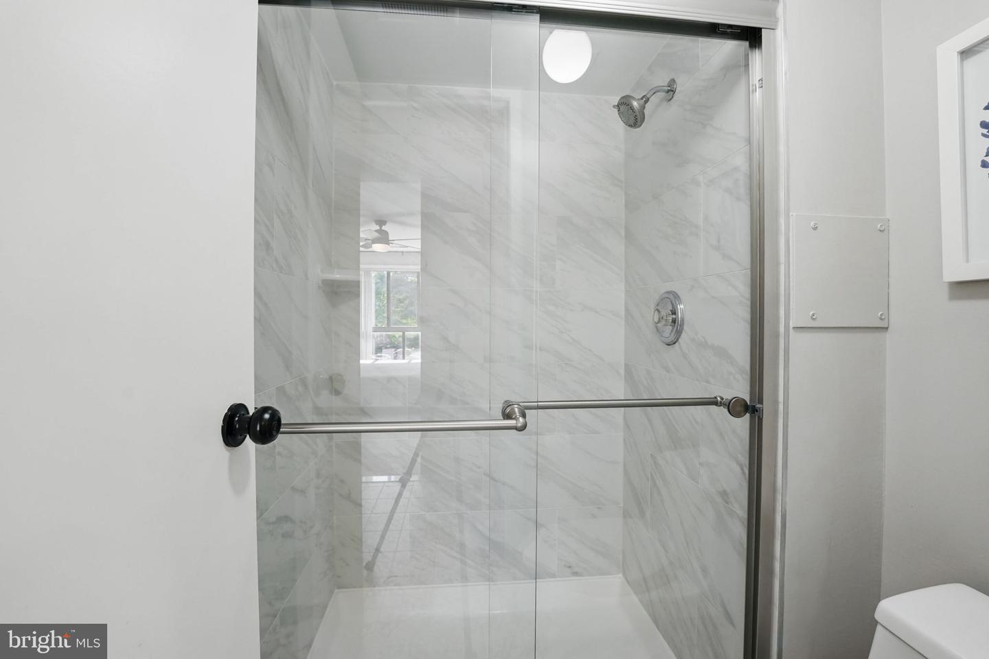 2042 ROYAL FERN CT #12C, RESTON, Virginia 20191, 3 Bedrooms Bedrooms, ,2 BathroomsBathrooms,Residential,For sale,2042 ROYAL FERN CT #12C,VAFX2235728 MLS # VAFX2235728