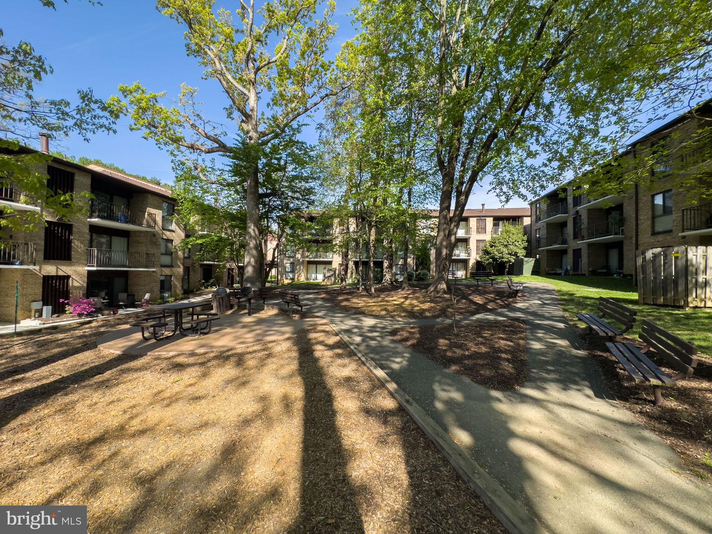 2042 ROYAL FERN CT #12C, RESTON, Virginia 20191, 3 Bedrooms Bedrooms, ,2 BathroomsBathrooms,Residential,For sale,2042 ROYAL FERN CT #12C,VAFX2235728 MLS # VAFX2235728