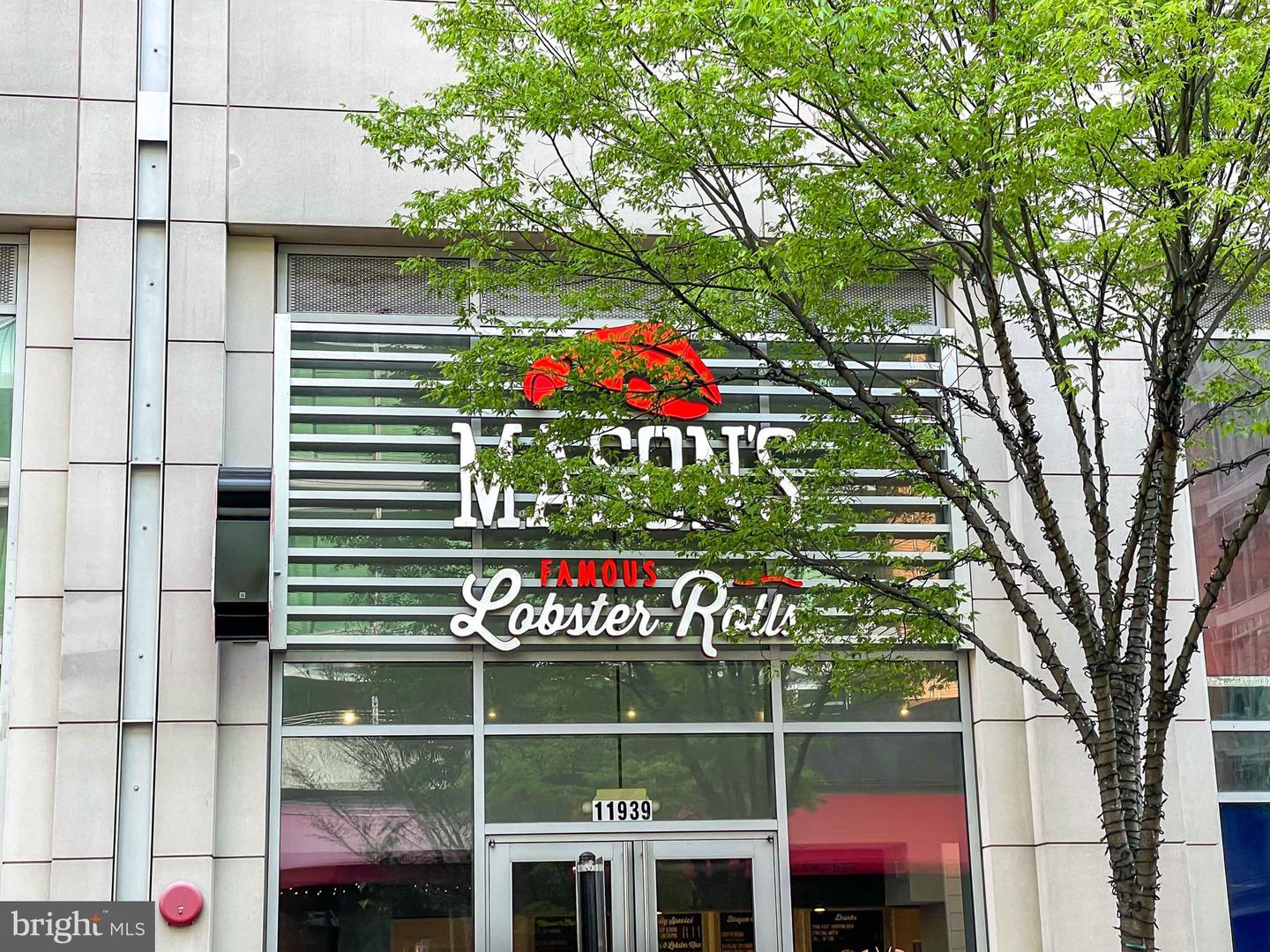 2042 ROYAL FERN CT #12C, RESTON, Virginia 20191, 3 Bedrooms Bedrooms, ,2 BathroomsBathrooms,Residential,For sale,2042 ROYAL FERN CT #12C,VAFX2235728 MLS # VAFX2235728