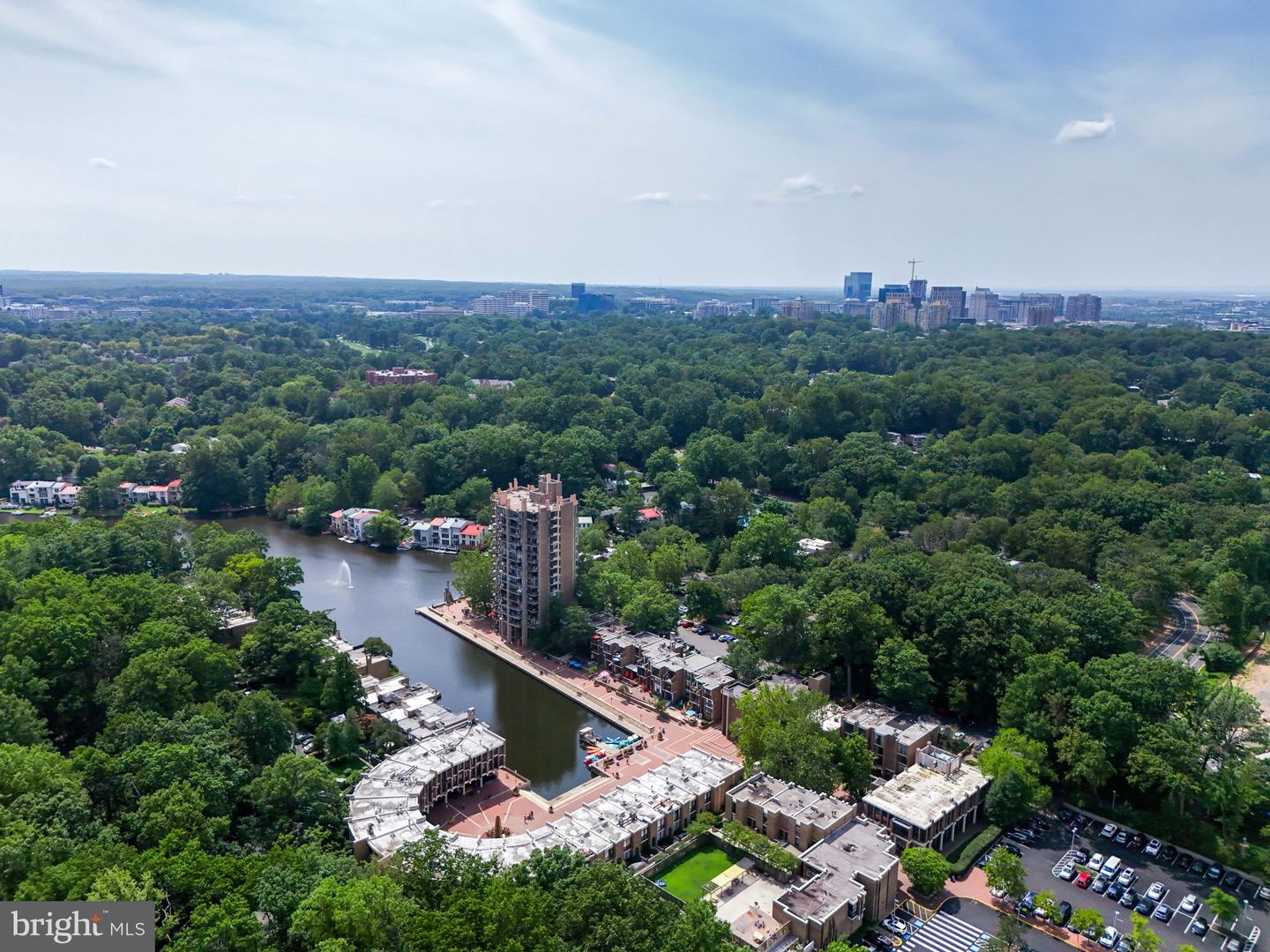 2042 ROYAL FERN CT #12C, RESTON, Virginia 20191, 3 Bedrooms Bedrooms, ,2 BathroomsBathrooms,Residential,For sale,2042 ROYAL FERN CT #12C,VAFX2235728 MLS # VAFX2235728