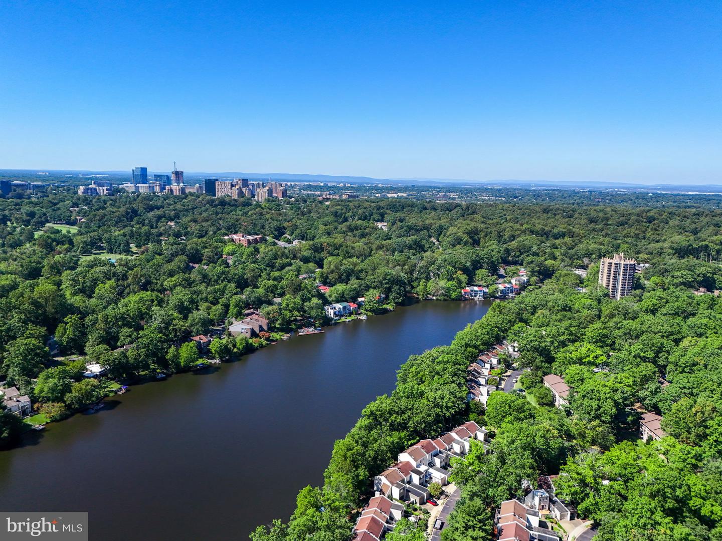 2042 ROYAL FERN CT #12C, RESTON, Virginia 20191, 3 Bedrooms Bedrooms, ,2 BathroomsBathrooms,Residential,For sale,2042 ROYAL FERN CT #12C,VAFX2235728 MLS # VAFX2235728
