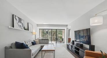2042 ROYAL FERN CT #12C, RESTON, Virginia 20191, 3 Bedrooms Bedrooms, ,2 BathroomsBathrooms,Residential,For sale,2042 ROYAL FERN CT #12C,VAFX2235728 MLS # VAFX2235728