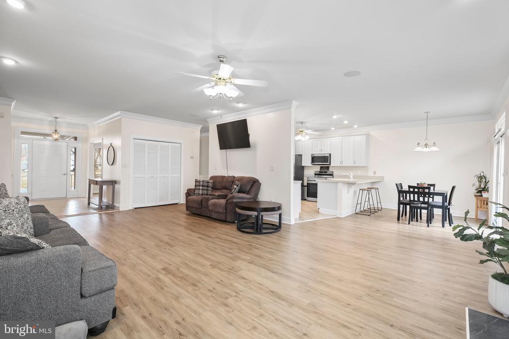 10325 WATFORD LN, FREDERICKSBURG, Virginia 22408, 3 Bedrooms Bedrooms, ,2 BathroomsBathrooms,Residential,10325 WATFORD LN,VASP2032730 MLS # VASP2032730