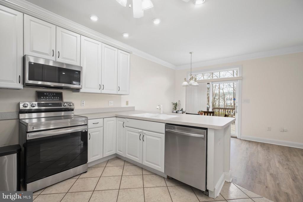 10325 WATFORD LN, FREDERICKSBURG, Virginia 22408, 3 Bedrooms Bedrooms, ,2 BathroomsBathrooms,Residential,10325 WATFORD LN,VASP2032730 MLS # VASP2032730