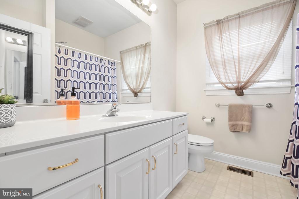 10325 WATFORD LN, FREDERICKSBURG, Virginia 22408, 3 Bedrooms Bedrooms, ,2 BathroomsBathrooms,Residential,10325 WATFORD LN,VASP2032730 MLS # VASP2032730