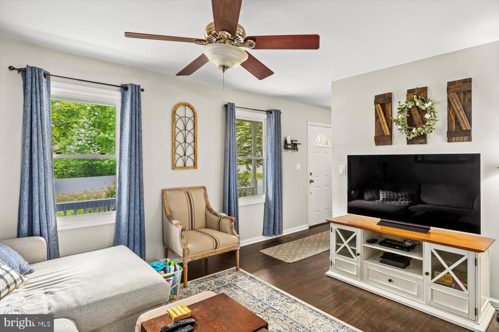 10712 BRADFORD ST, SPOTSYLVANIA, Virginia 22553, 5 Bedrooms Bedrooms, ,3 BathroomsBathrooms,Residential,10712 BRADFORD ST,VASP2032732 MLS # VASP2032732