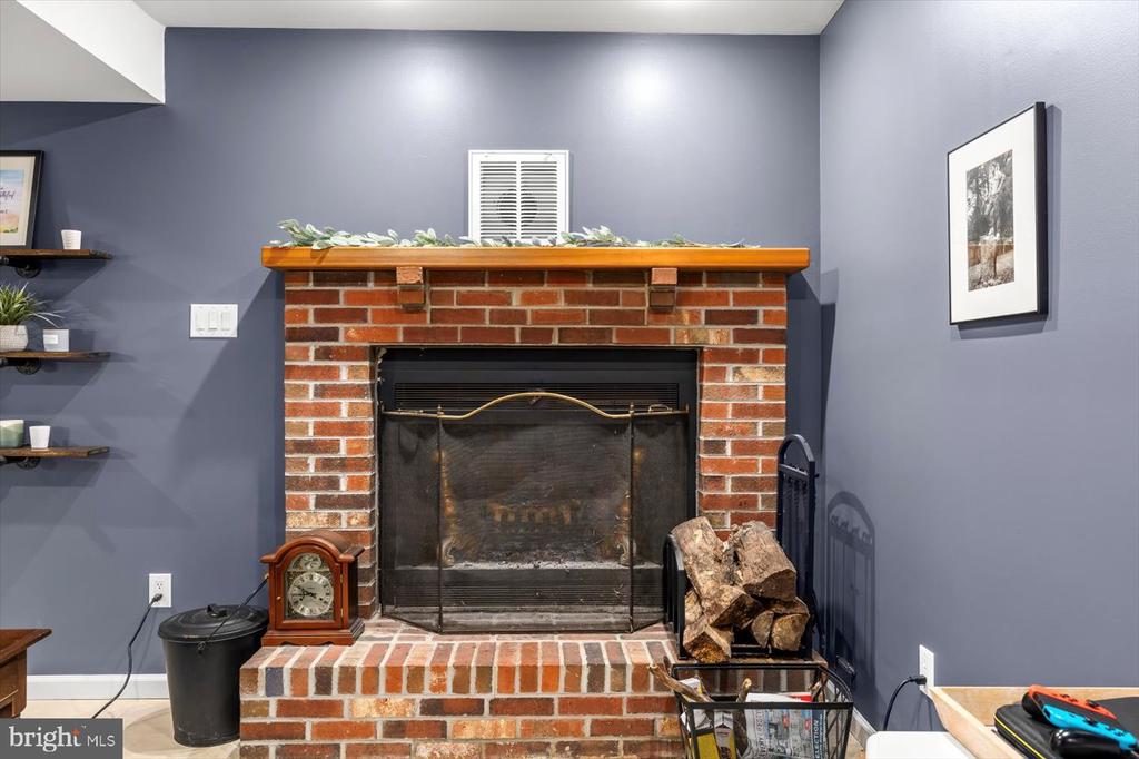 10712 BRADFORD ST, SPOTSYLVANIA, Virginia 22553, 5 Bedrooms Bedrooms, ,3 BathroomsBathrooms,Residential,10712 BRADFORD ST,VASP2032732 MLS # VASP2032732