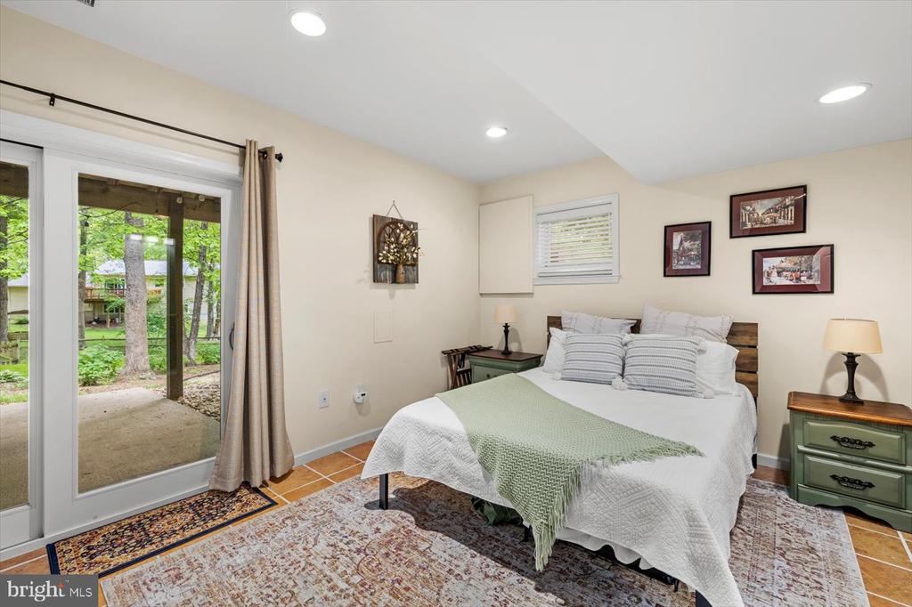 10712 BRADFORD ST, SPOTSYLVANIA, Virginia 22553, 5 Bedrooms Bedrooms, ,3 BathroomsBathrooms,Residential,10712 BRADFORD ST,VASP2032732 MLS # VASP2032732