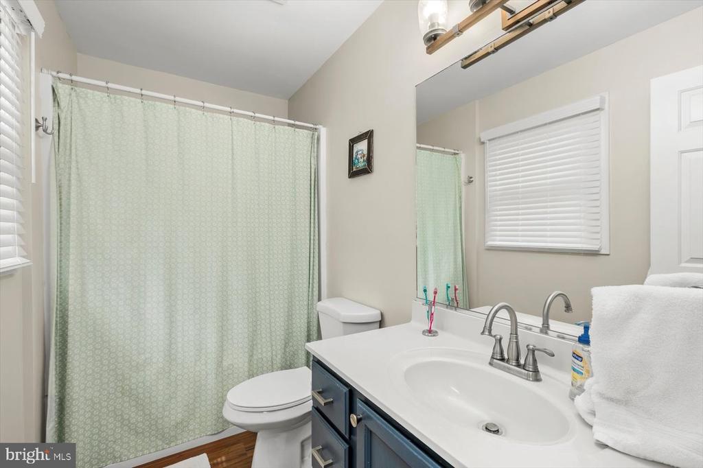 10712 BRADFORD ST, SPOTSYLVANIA, Virginia 22553, 5 Bedrooms Bedrooms, ,3 BathroomsBathrooms,Residential,10712 BRADFORD ST,VASP2032732 MLS # VASP2032732