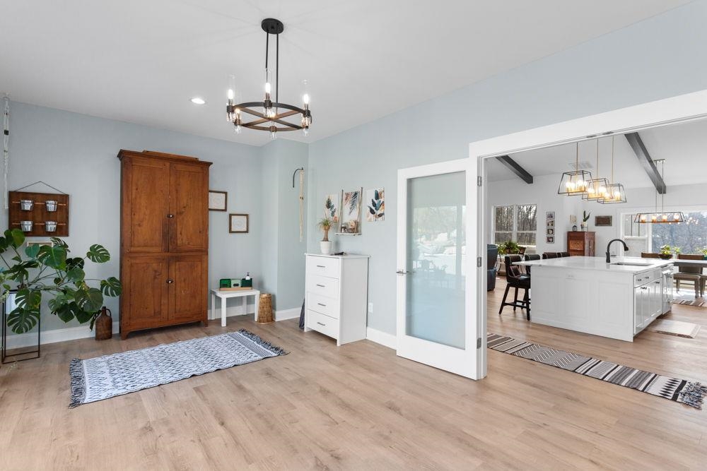 looking into great room!  Possible bedroom!