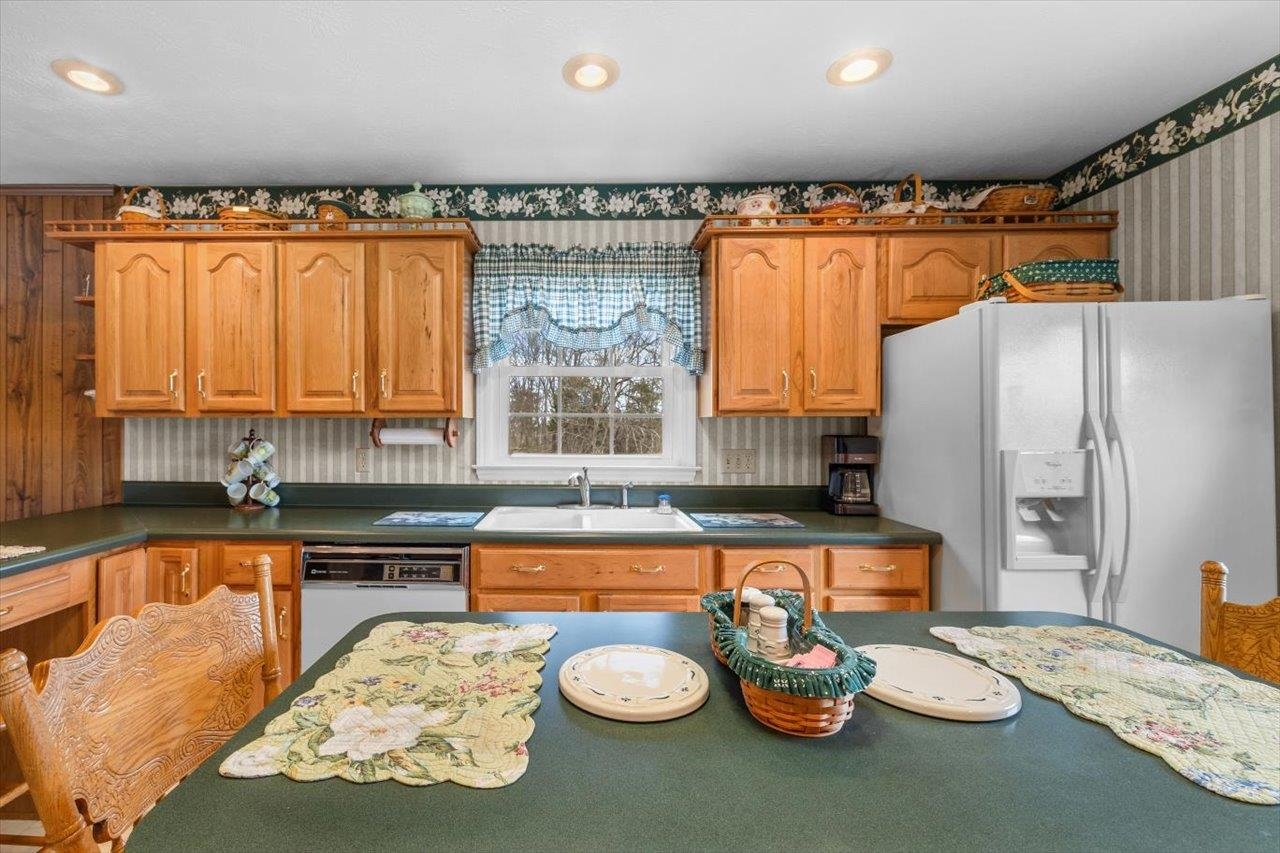 824 LAMMERMOOR DR, STAUNTON, Virginia 24401, 3 Bedrooms Bedrooms, ,2 BathroomsBathrooms,Residential,824 LAMMERMOOR DR,662534 MLS # 662534
