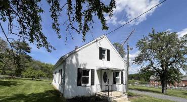 292 SUMMIT CHURCH RD, BRIDGEWATER, Virginia 22812, 3 Bedrooms Bedrooms, ,1 BathroomBathrooms,Residential,292 SUMMIT CHURCH RD,663697 MLS # 663697