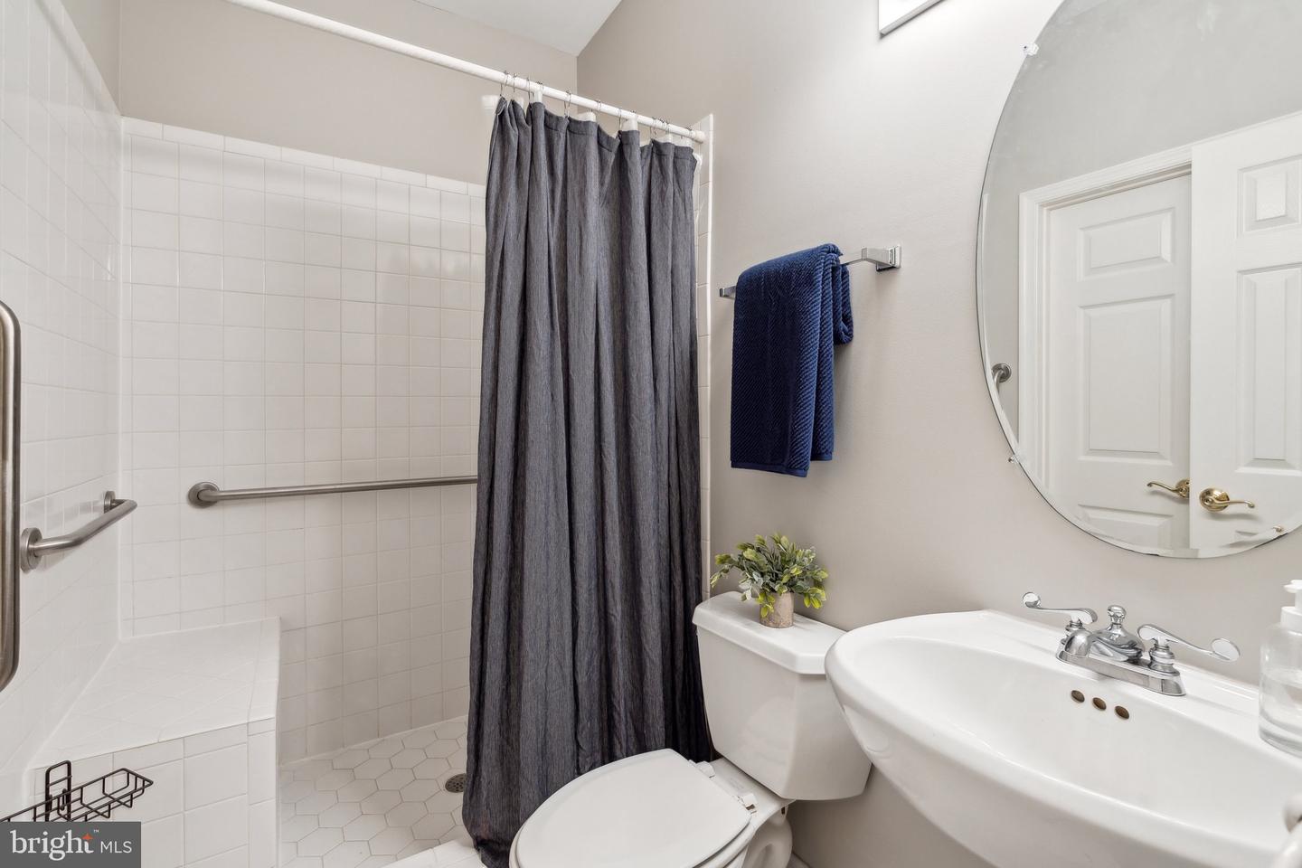 13109 CRESTBROOK DR, MANASSAS, Virginia 20112, 7 Bedrooms Bedrooms, ,4 BathroomsBathrooms,Residential,For sale,13109 CRESTBROOK DR,VAPW2092688 MLS # VAPW2092688
