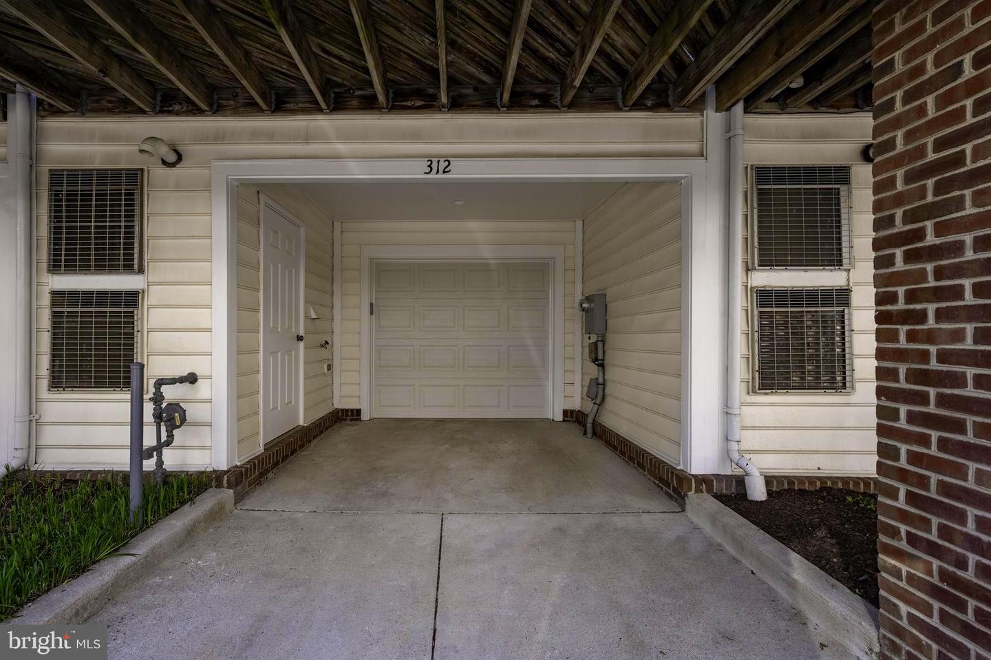 312 S PAYNE ST, ALEXANDRIA, Virginia 22314, 3 Bedrooms Bedrooms, ,3 BathroomsBathrooms,Residential,For sale,312 S PAYNE ST,VAAX2044576 MLS # VAAX2044576