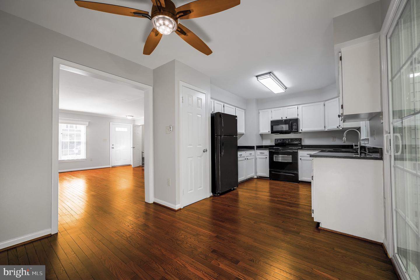 4238 JONATHAN CT, DUMFRIES, Virginia 22025, 3 Bedrooms Bedrooms, ,3 BathroomsBathrooms,Residential,For sale,4238 JONATHAN CT,VAPW2093178 MLS # VAPW2093178