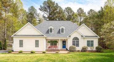 148 CLAIRBORNE CIR, TROY, Virginia 22974, 3 Bedrooms Bedrooms, ,2 BathroomsBathrooms,Residential,148 CLAIRBORNE CIR,663775 MLS # 663775