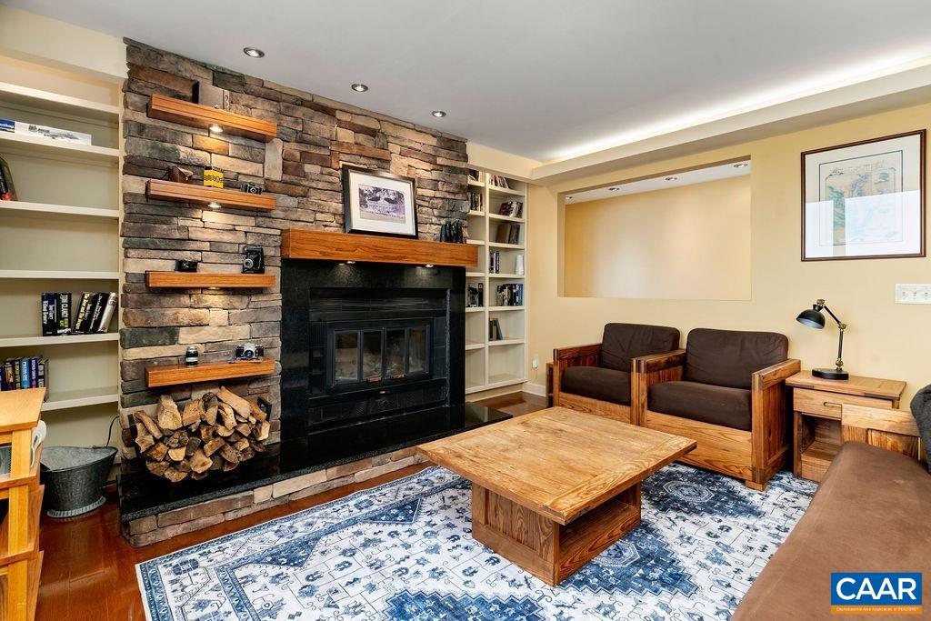 The whole main level has a sound deadening system in the ceilngs which makes this condo much quieter from neighbors above you.