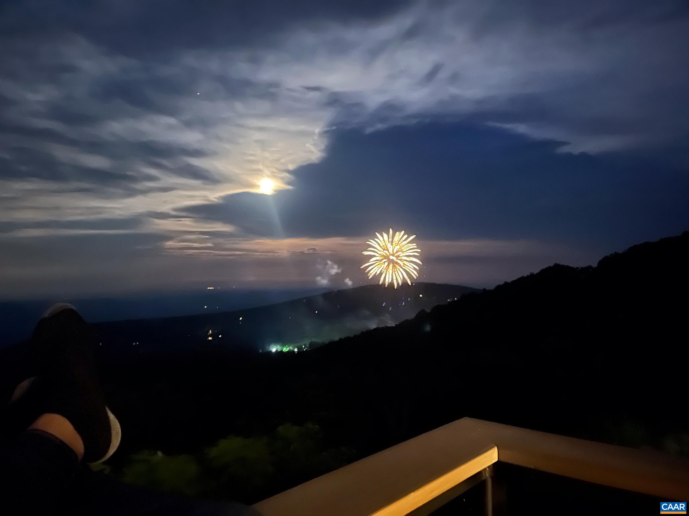 You can enjoy the July 4th fireworks from your own private deck.