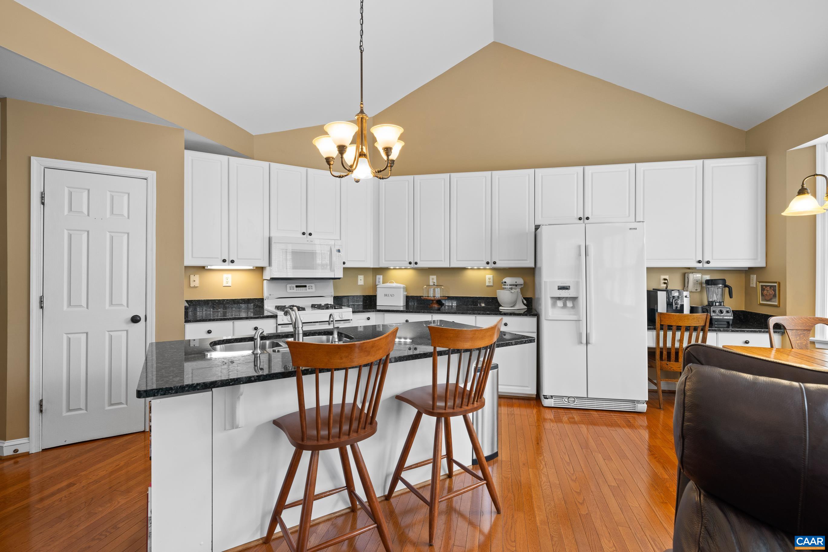 980 CHARTER OAKS DR, CHARLOTTESVILLE, Virginia 22901, 5 Bedrooms Bedrooms, ,4 BathroomsBathrooms,Residential,980 CHARTER OAKS DR,663861 MLS # 663861