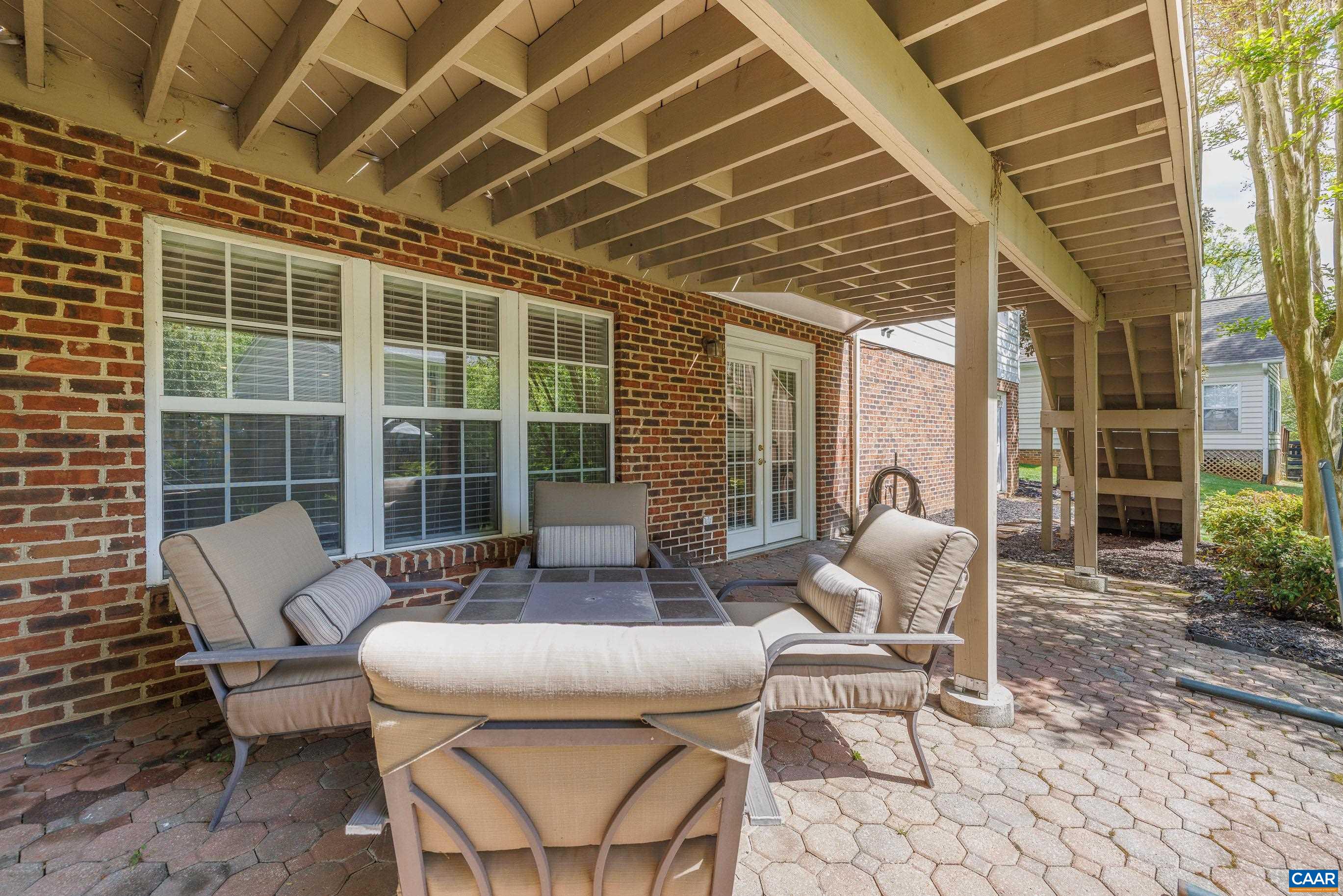 980 CHARTER OAKS DR, CHARLOTTESVILLE, Virginia 22901, 5 Bedrooms Bedrooms, ,4 BathroomsBathrooms,Residential,980 CHARTER OAKS DR,663861 MLS # 663861