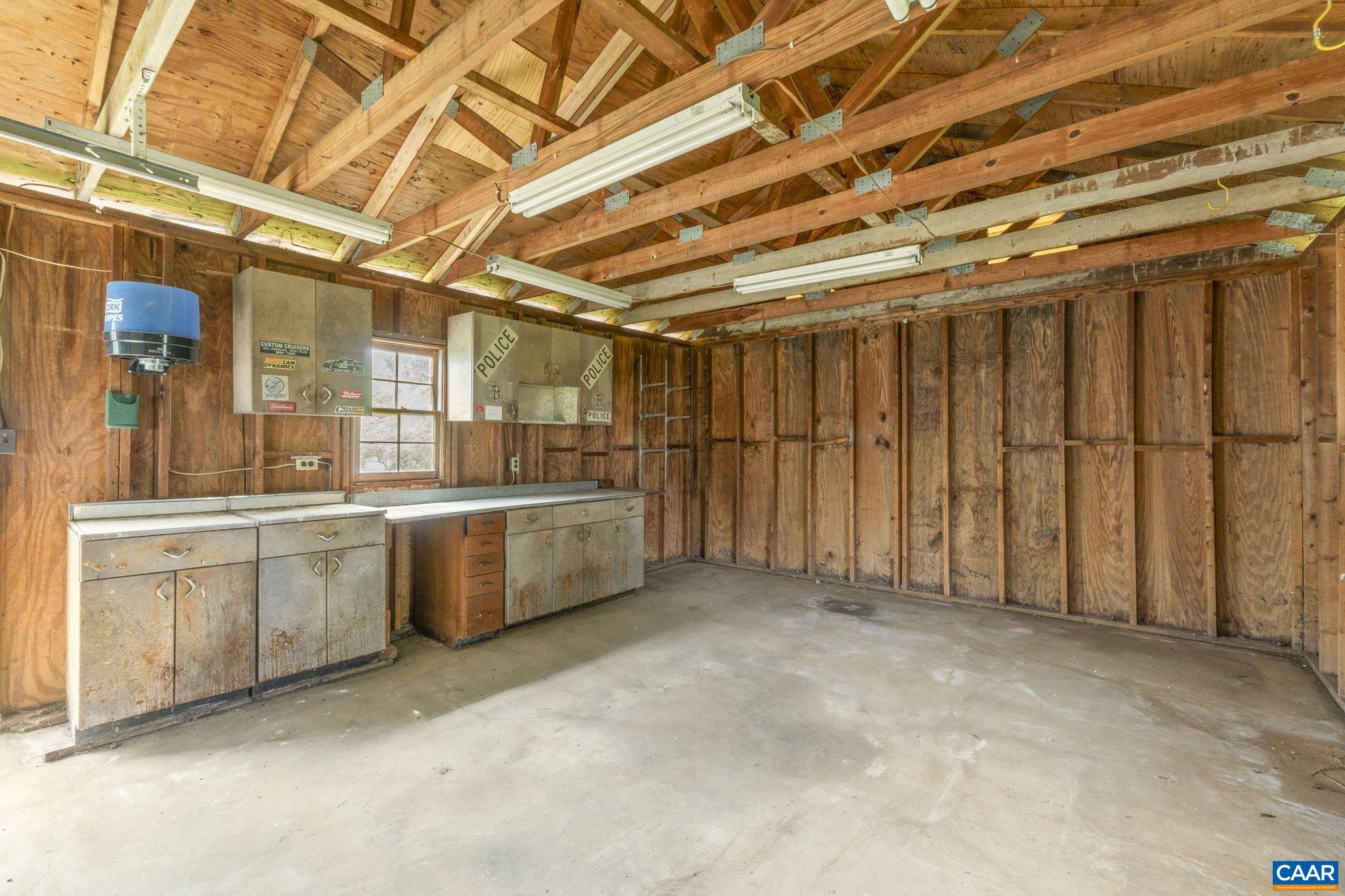 411 FAIRWAY AVE, CHARLOTTESVILLE, Virginia 22902, 3 Bedrooms Bedrooms, ,1 BathroomBathrooms,Residential,411 FAIRWAY AVE,663941 MLS # 663941