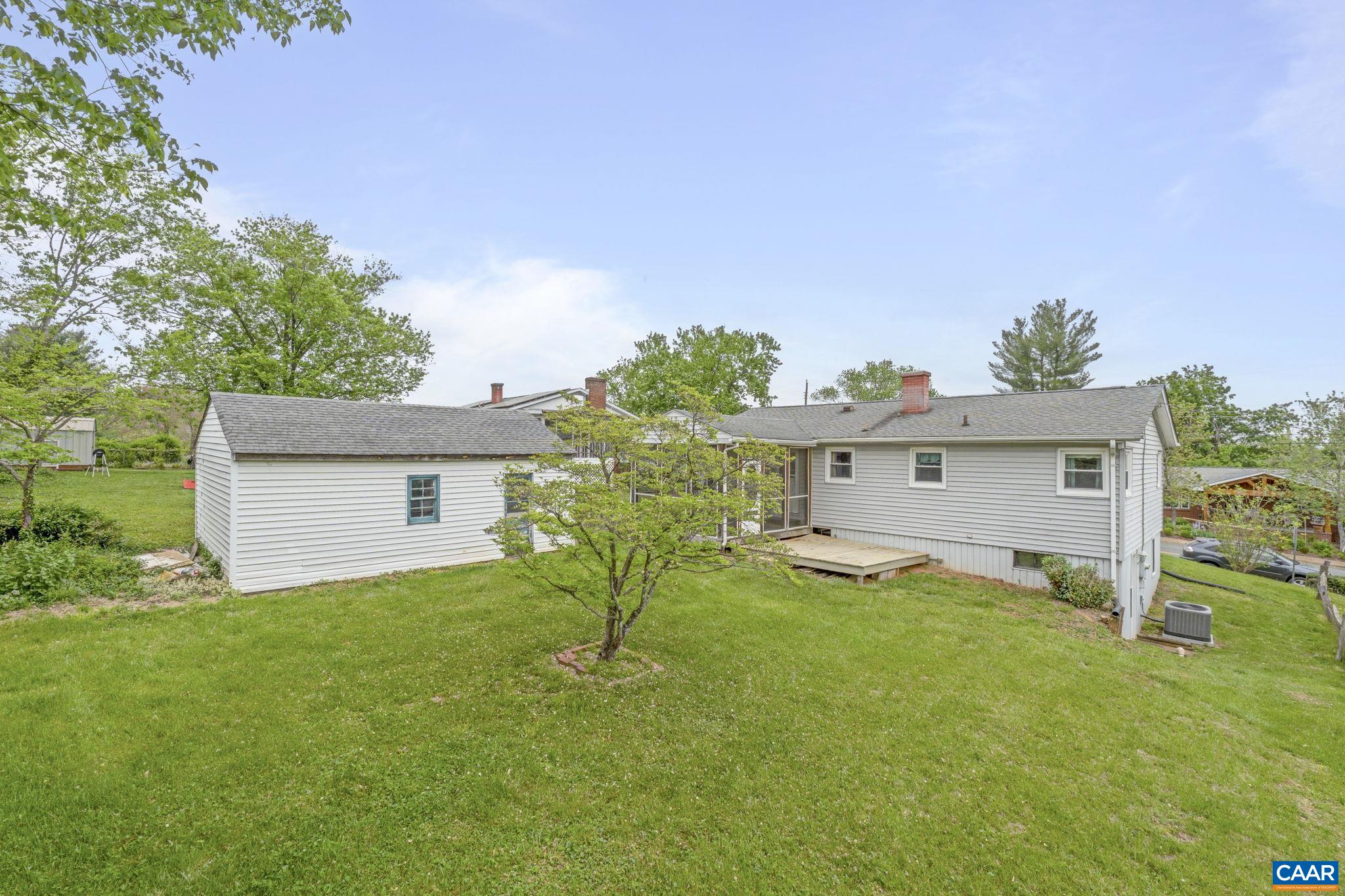 411 FAIRWAY AVE, CHARLOTTESVILLE, Virginia 22902, 3 Bedrooms Bedrooms, ,1 BathroomBathrooms,Residential,411 FAIRWAY AVE,663941 MLS # 663941