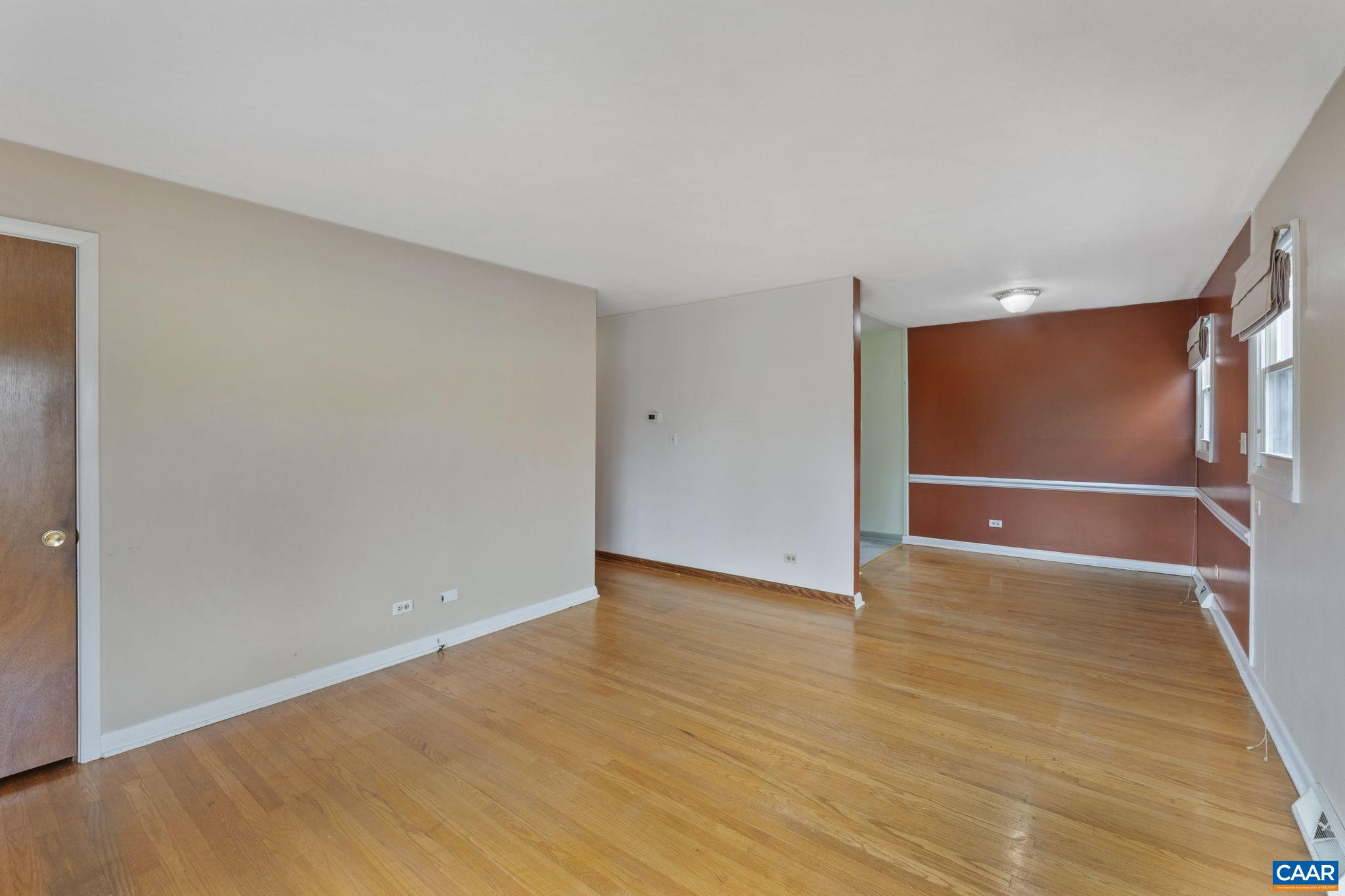 411 FAIRWAY AVE, CHARLOTTESVILLE, Virginia 22902, 3 Bedrooms Bedrooms, ,1 BathroomBathrooms,Residential,411 FAIRWAY AVE,663941 MLS # 663941