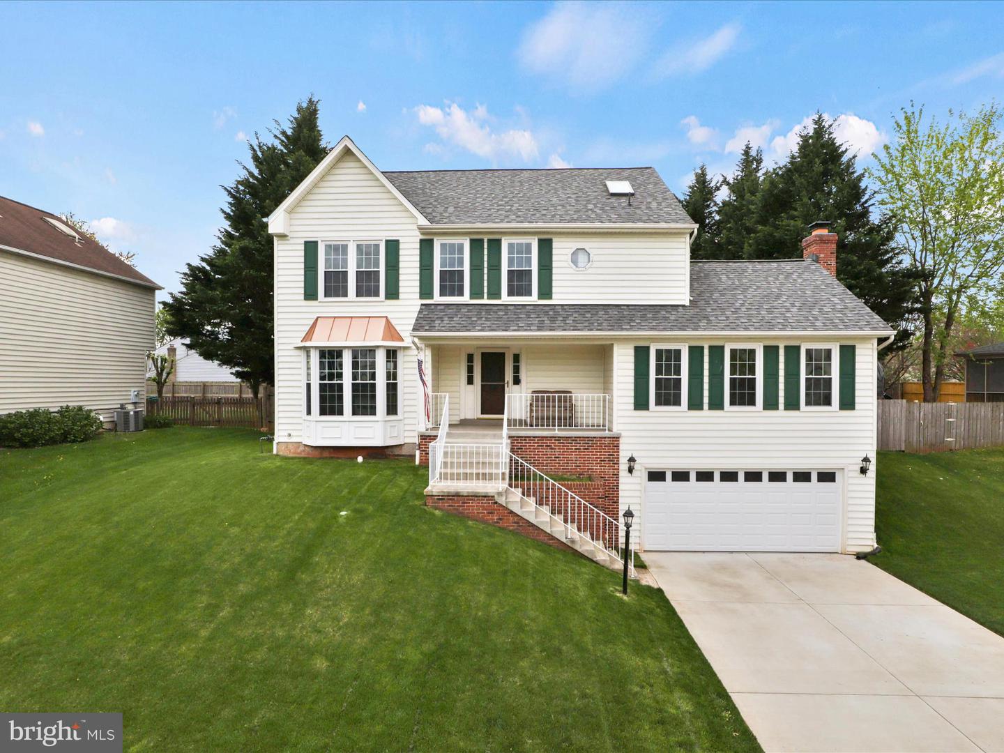 214 PRIMAVERA CIR, STERLING, Virginia 20165, 4 Bedrooms Bedrooms, ,3 BathroomsBathrooms,Residential,For sale,214 PRIMAVERA CIR,VALO2094986 MLS # VALO2094986