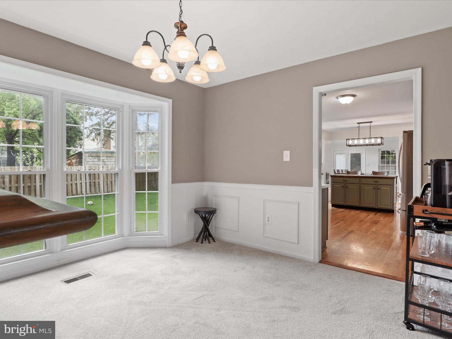 214 PRIMAVERA CIR, STERLING, Virginia 20165, 4 Bedrooms Bedrooms, ,3 BathroomsBathrooms,Residential,For sale,214 PRIMAVERA CIR,VALO2094986 MLS # VALO2094986