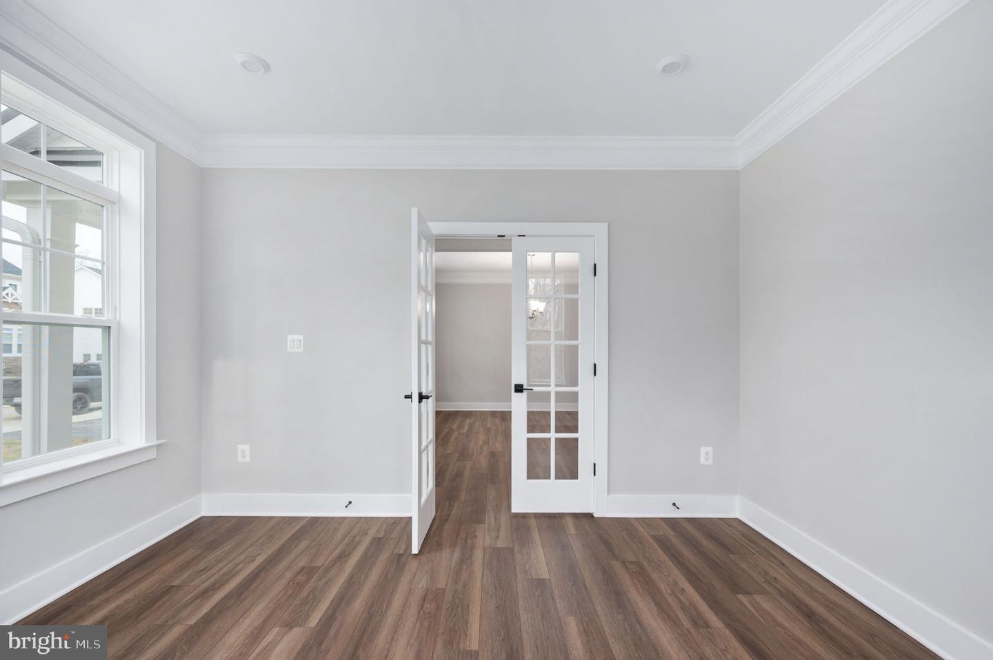 8757 SOUTHERN OAKS PLACE, LORTON, Virginia 22079, 5 Bedrooms Bedrooms, ,3 BathroomsBathrooms,Residential,For sale,8757 SOUTHERN OAKS PLACE,VAFX2237060 MLS # VAFX2237060