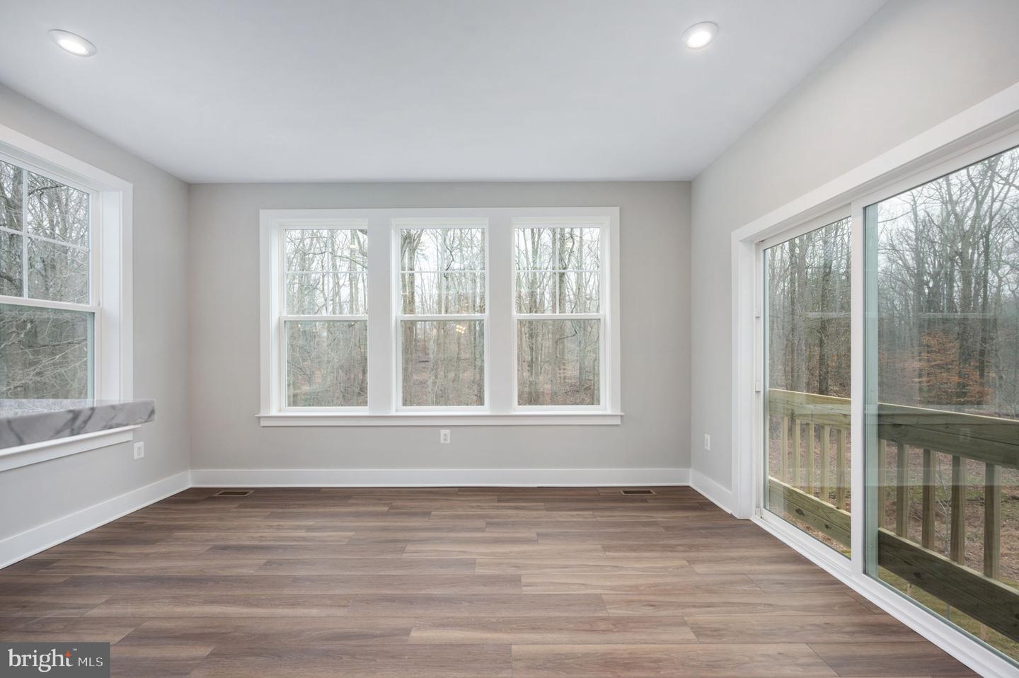 8757 SOUTHERN OAKS PLACE, LORTON, Virginia 22079, 5 Bedrooms Bedrooms, ,3 BathroomsBathrooms,Residential,For sale,8757 SOUTHERN OAKS PLACE,VAFX2237060 MLS # VAFX2237060